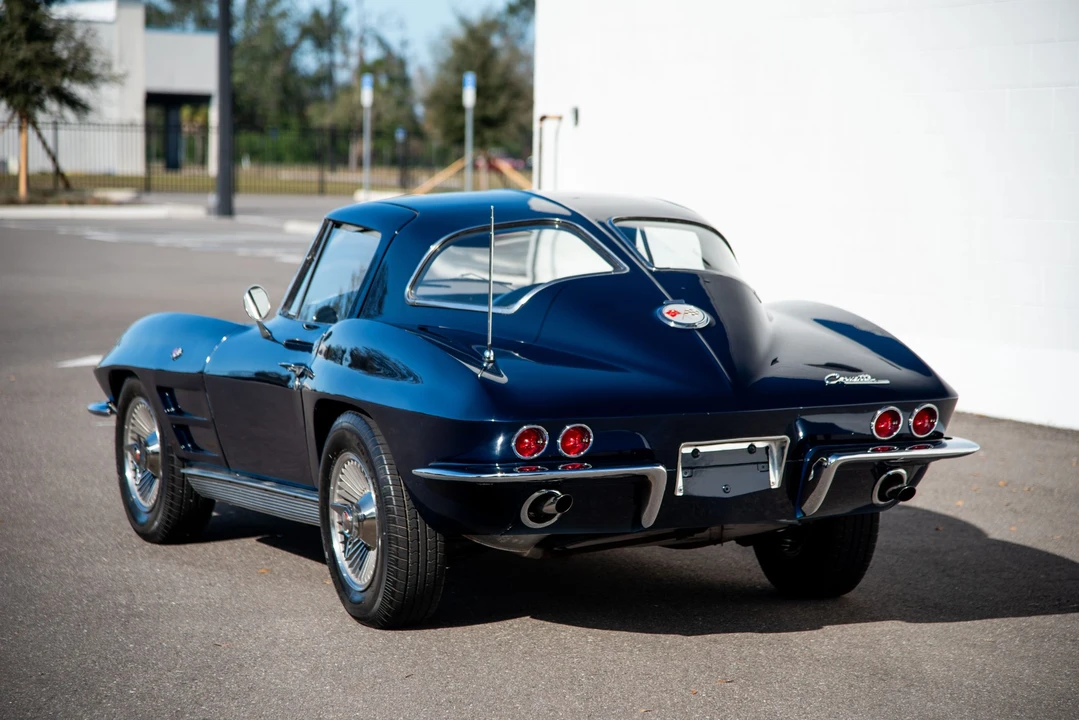 1963 Chevrolet Corvette C2 - Image 30 of 31
