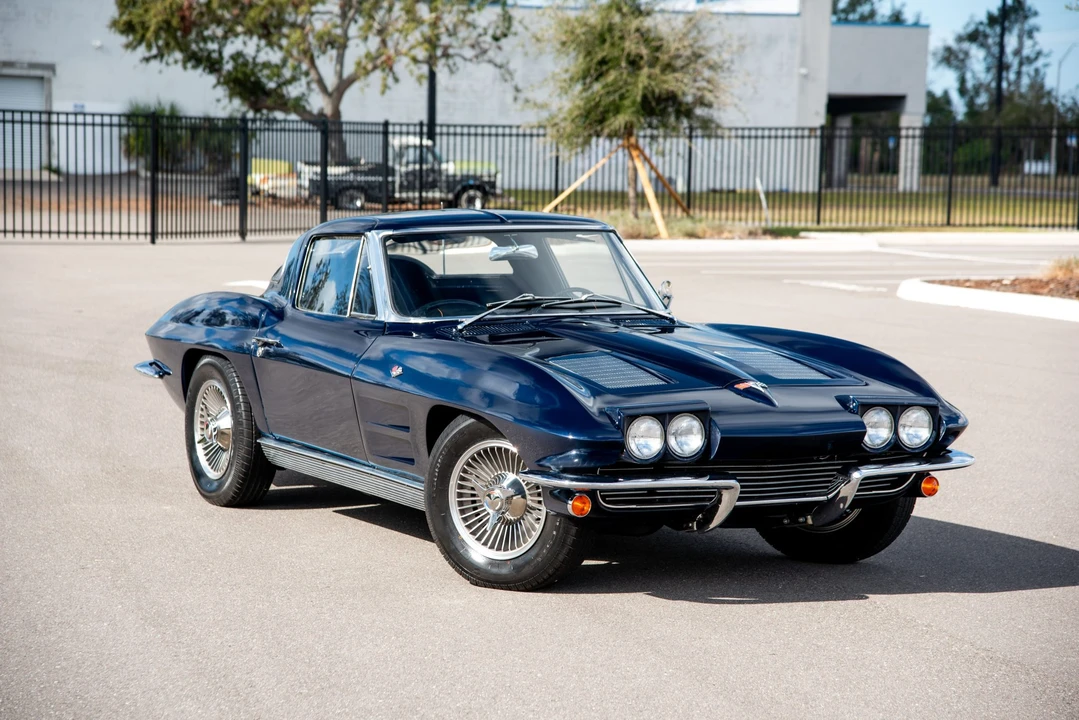 1963 Chevrolet Corvette C2 - Image 11 of 31
