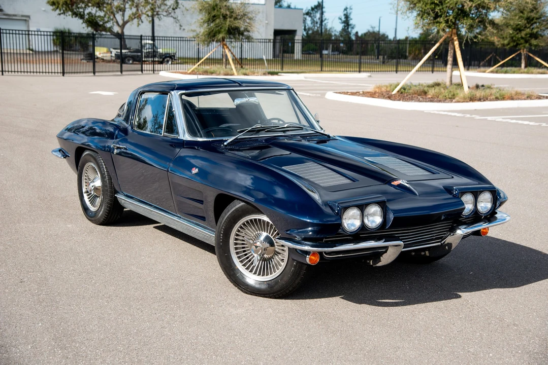 1963 Chevrolet Corvette C2 - Image 14 of 31