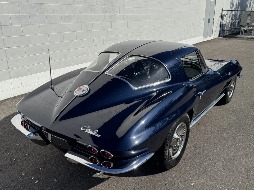 1963 Chevrolet Corvette C2 - Image 25 of 31