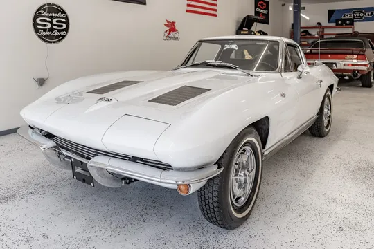 1963 Chevrolet Corvette C2 - Image 3 of 31