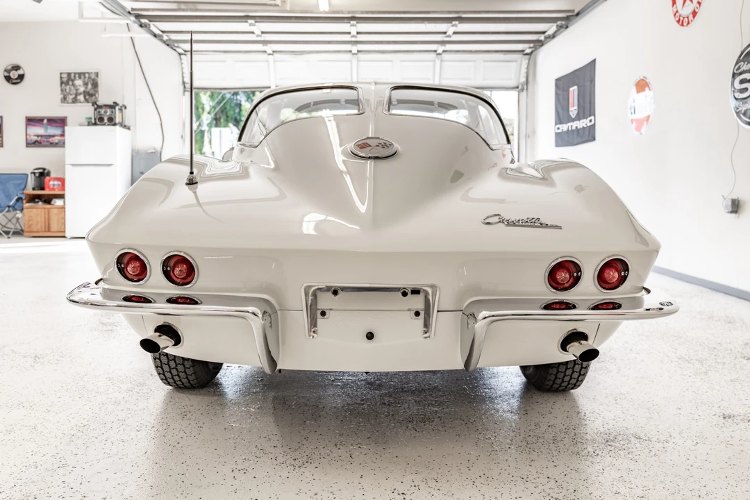 1963 Chevrolet Corvette C2 - Image 6 of 31