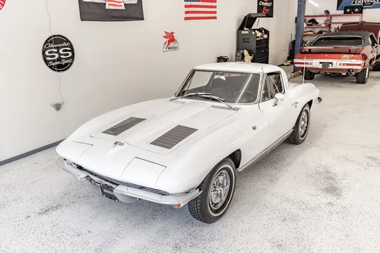1963 Chevrolet Corvette C2 - Image 2 of 31