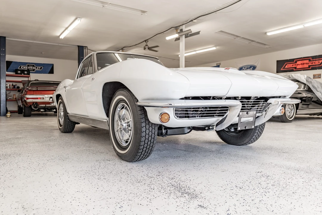 1963 Chevrolet Corvette C2 - Image 12 of 31