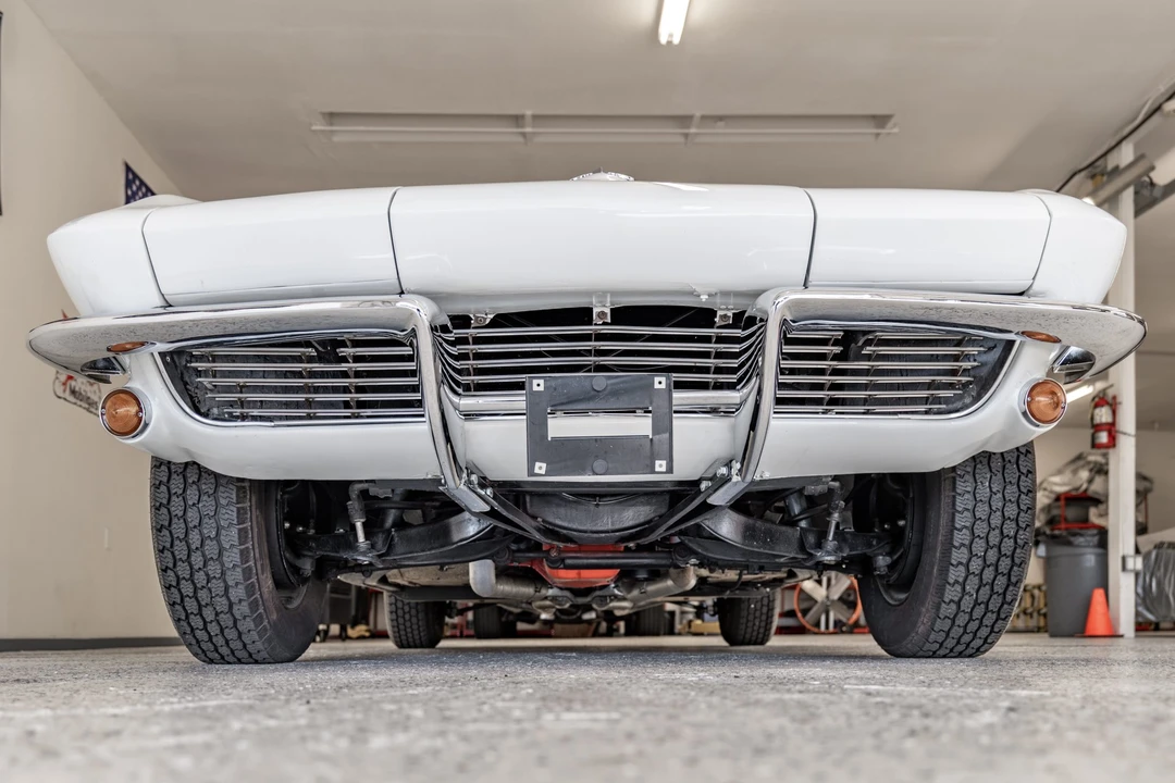1963 Chevrolet Corvette C2 - Image 16 of 31