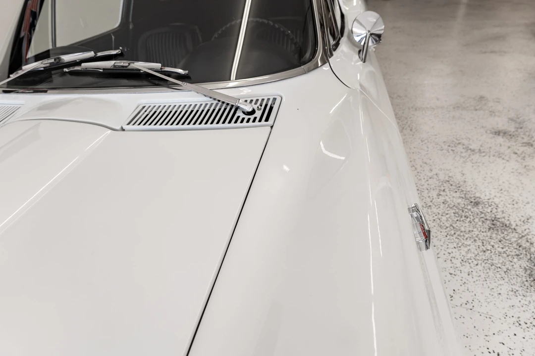1963 Chevrolet Corvette C2 - Image 27 of 31