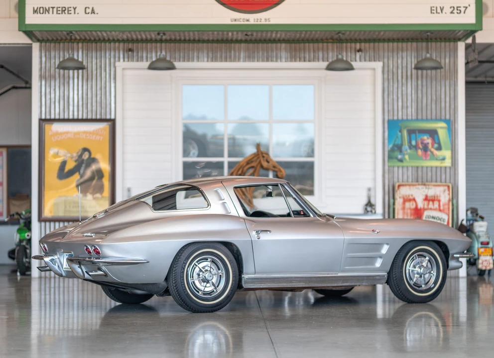 1963 Chevrolet Corvette C2 - Image 27 of 31