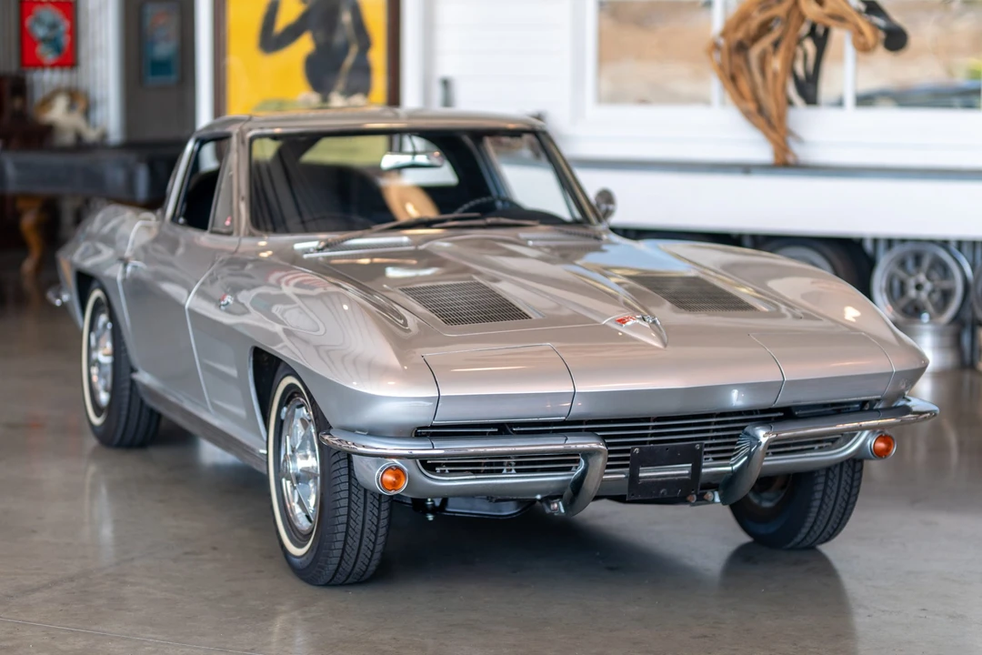 1963 Chevrolet Corvette C2 - Image 11 of 31