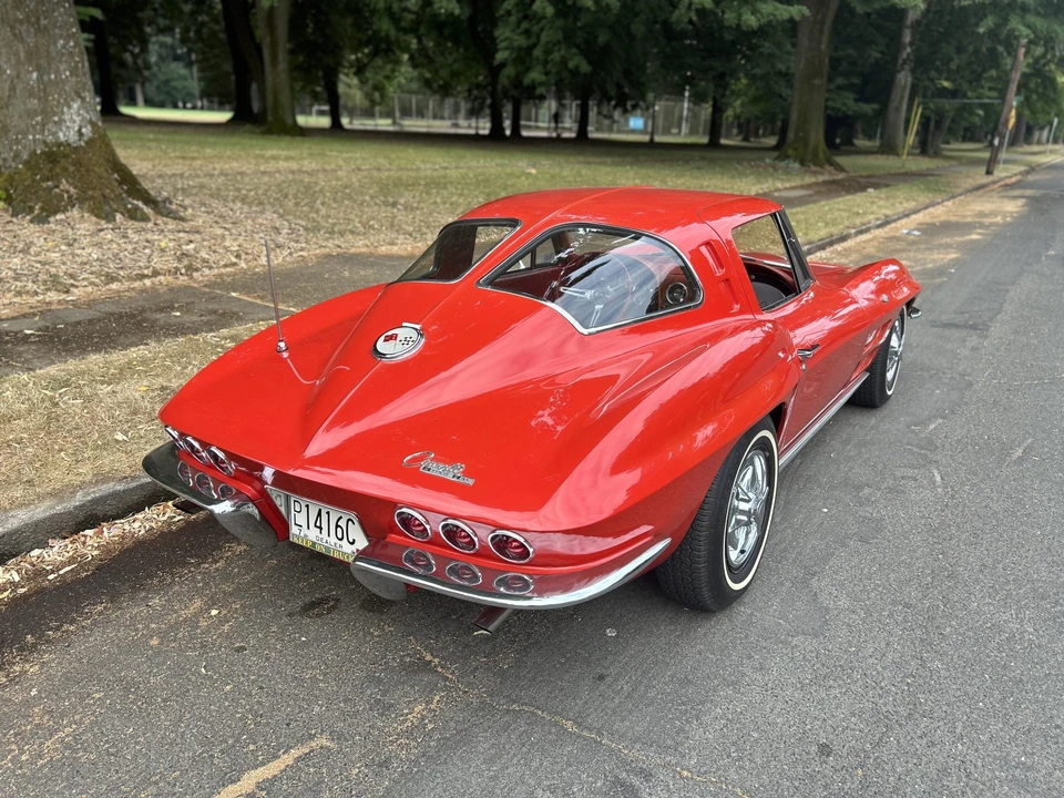 1963 Chevrolet Corvette C2 - Image 18 of 31