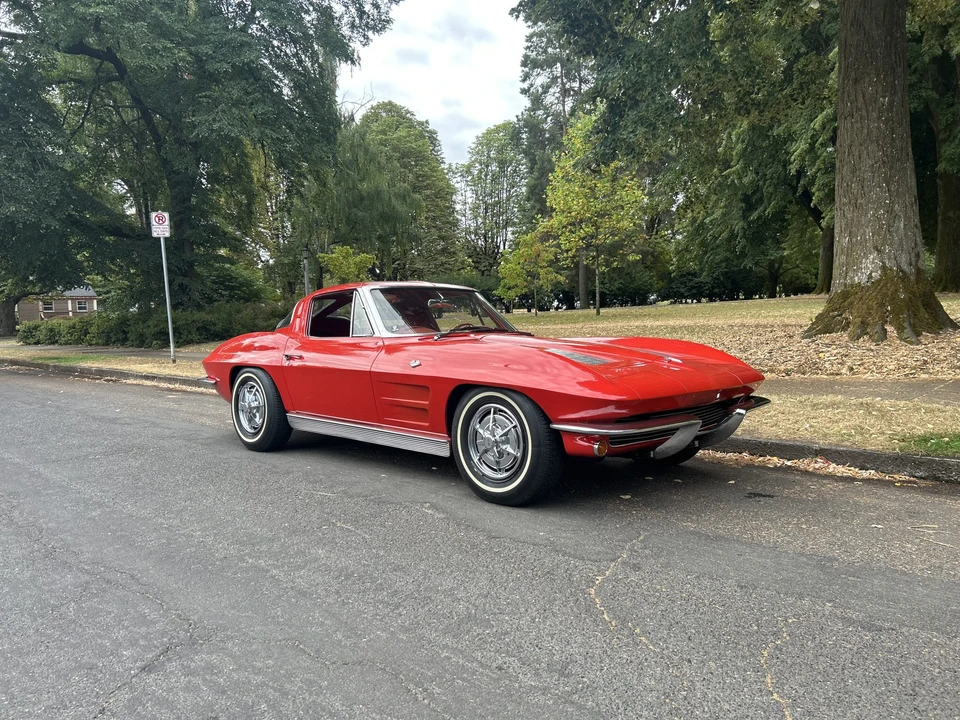 1963 Chevrolet Corvette C2 - Image 23 of 31