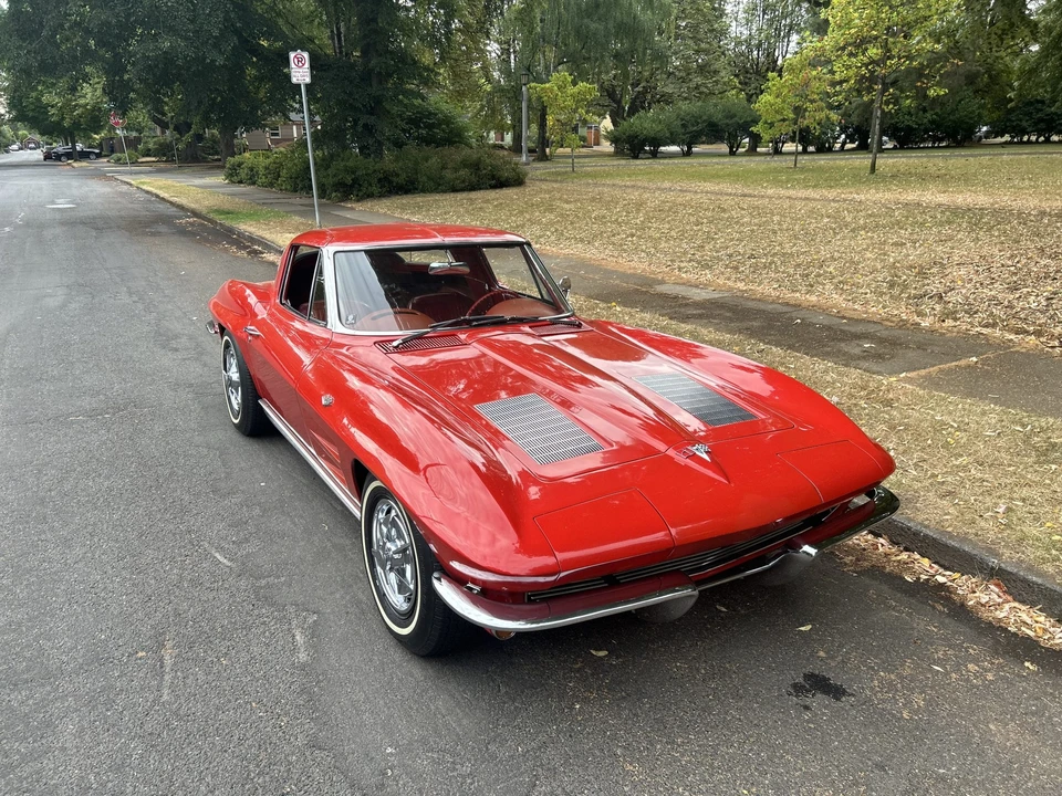 1963 Chevrolet Corvette C2 - Image 25 of 31