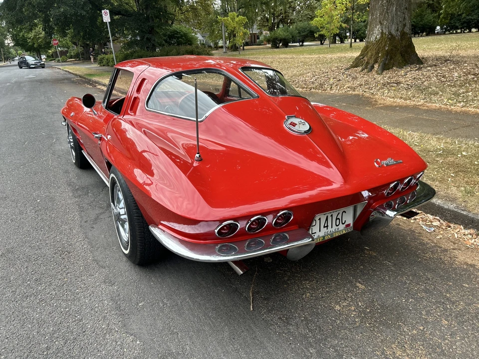 1963 Chevrolet Corvette C2 - Image 12 of 31