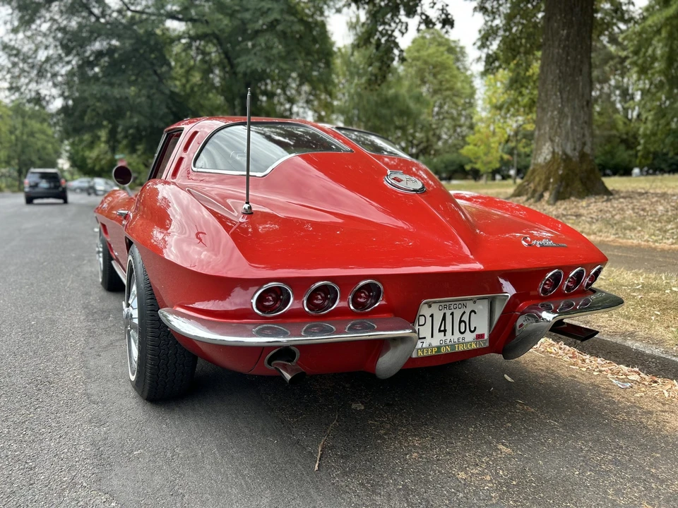 1963 Chevrolet Corvette C2 - Image 13 of 31