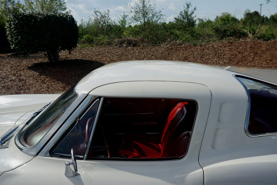 1963 Chevrolet Corvette C2 - Image 24 of 31