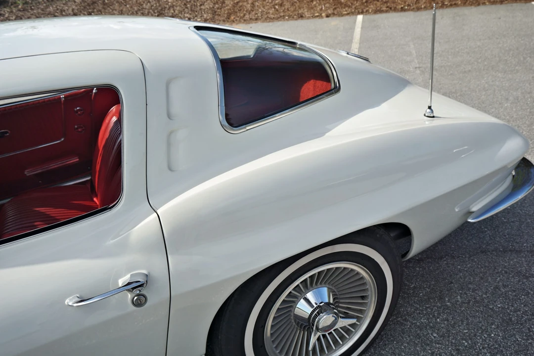 1963 Chevrolet Corvette C2 - Image 22 of 31