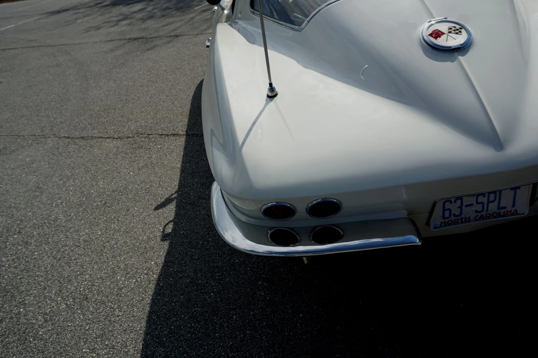 1963 Chevrolet Corvette C2 - Image 20 of 31