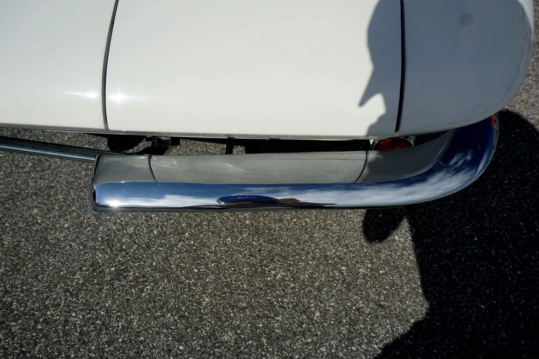 1963 Chevrolet Corvette C2 - Image 30 of 31