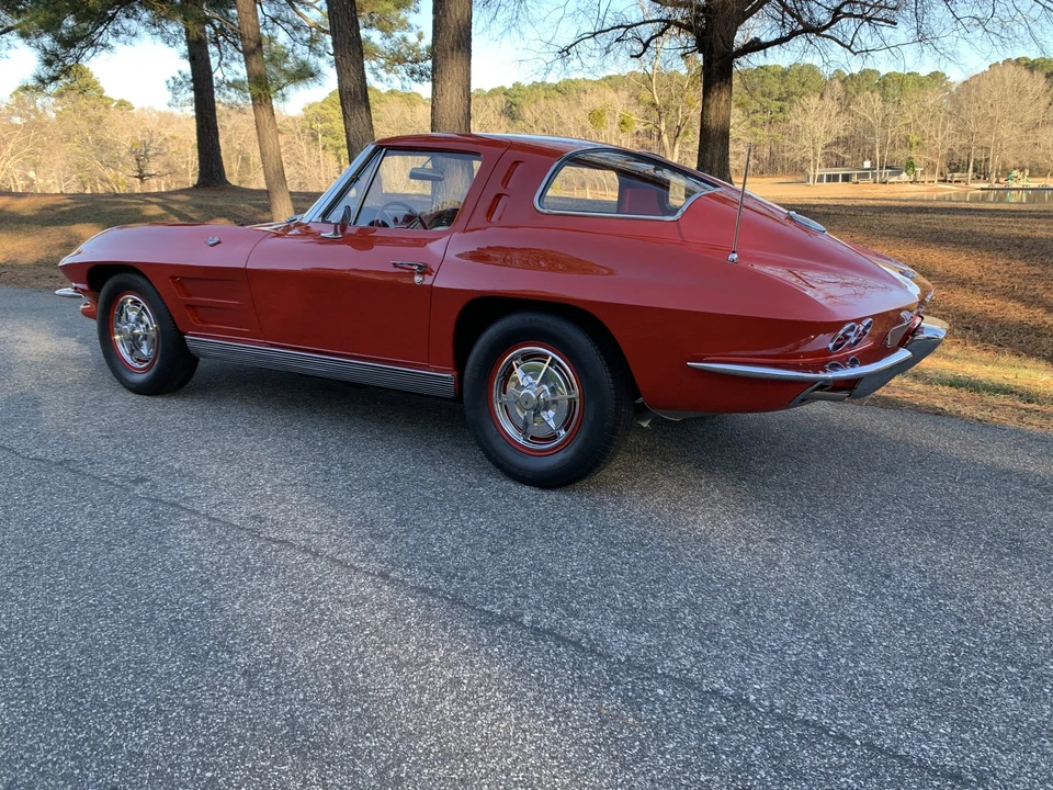 1963 Chevrolet Corvette C2 - Image 11 of 31