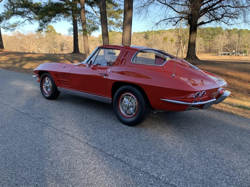 1963 Chevrolet Corvette C2 - Image 10 of 31