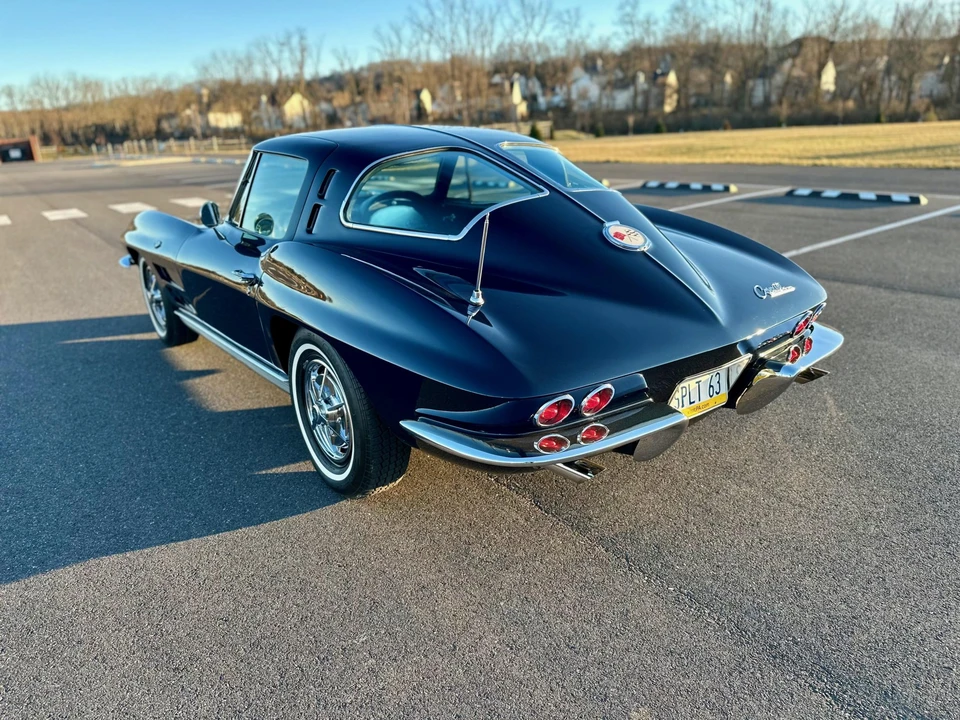 1963 Chevrolet Corvette C2 - Image 13 of 31