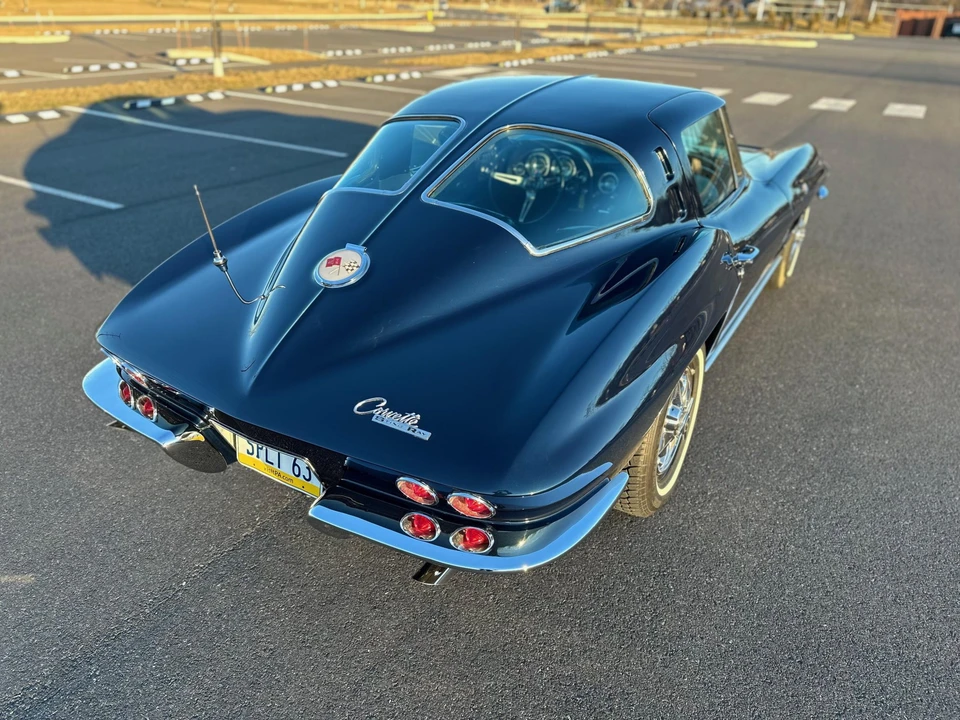 1963 Chevrolet Corvette C2 - Image 20 of 31