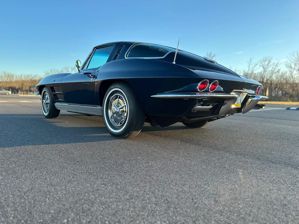 1963 Chevrolet Corvette C2 - Image 12 of 31