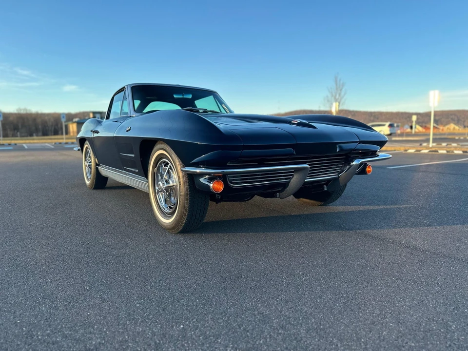 1963 Chevrolet Corvette C2 - Image 3 of 31