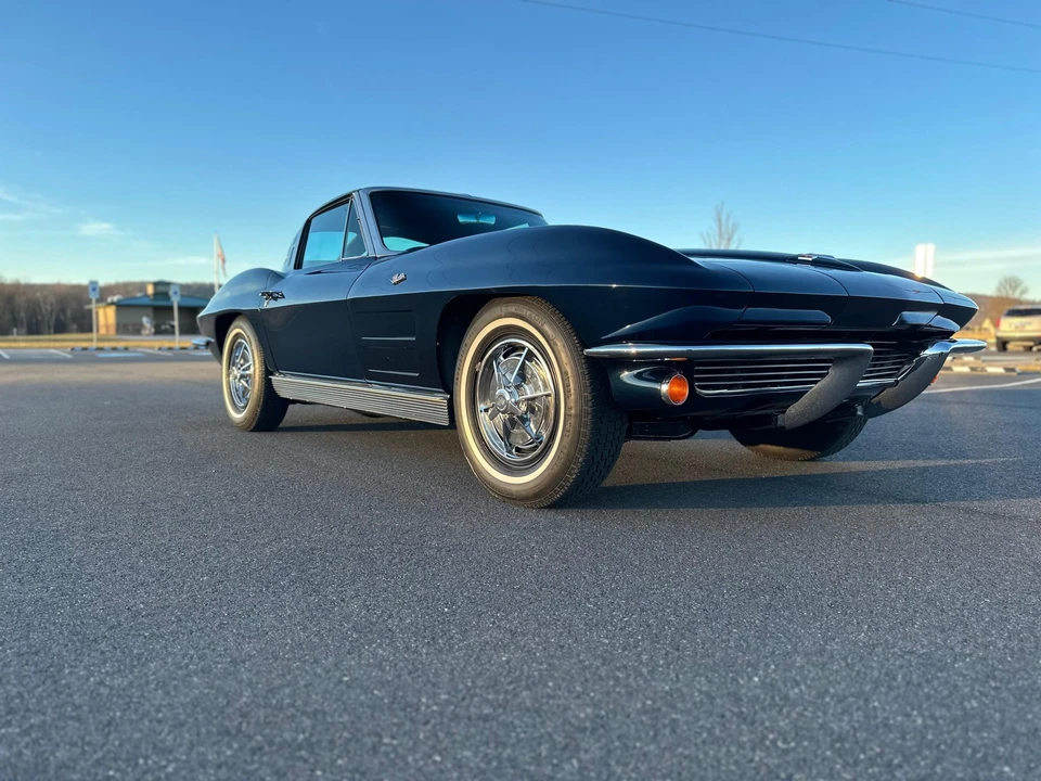1963 Chevrolet Corvette C2 - Image 2 of 31