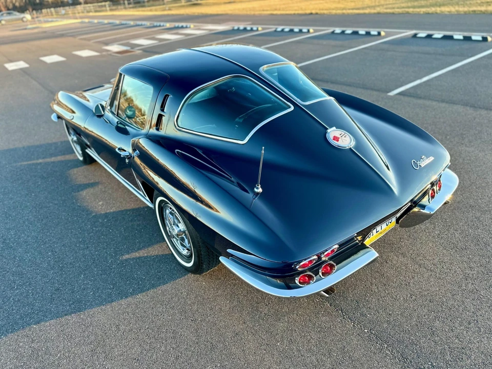 1963 Chevrolet Corvette C2 - Image 14 of 31