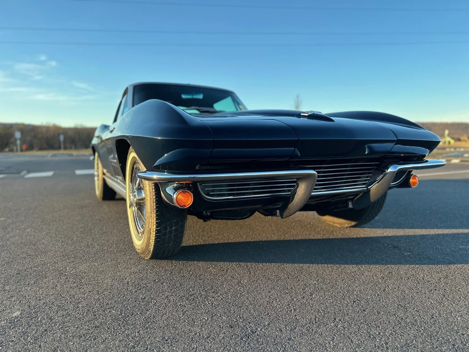 1963 Chevrolet Corvette C2 - Image 4 of 31