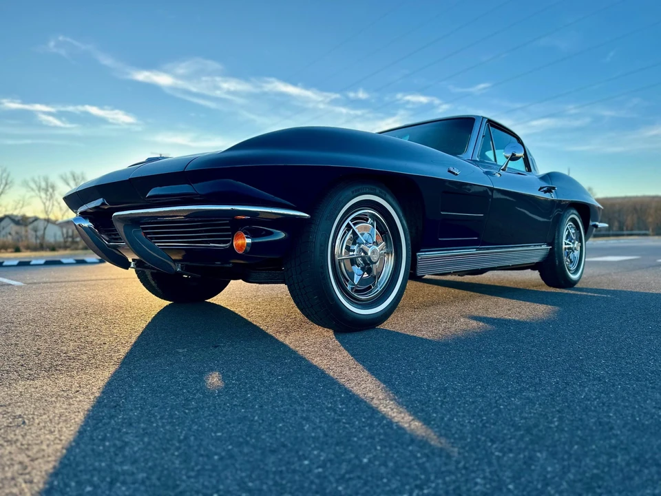 1963 Chevrolet Corvette C2 - Image 6 of 31