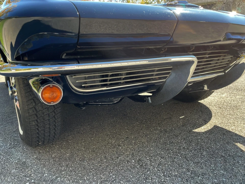 1963 Chevrolet Corvette C2 - Image 29 of 31