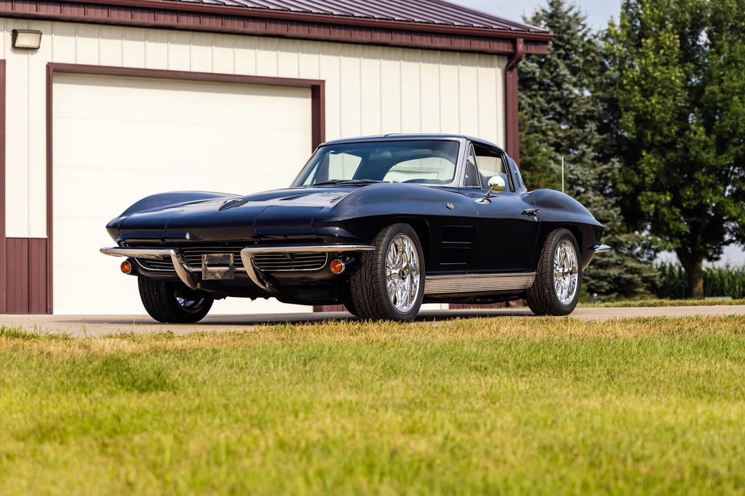 1963 Chevrolet Corvette C2 - Image 3 of 31