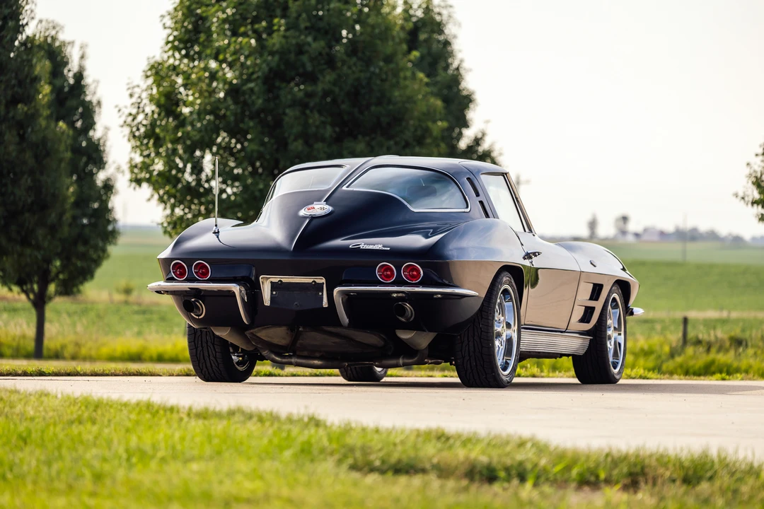 1963 Chevrolet Corvette C2 - Image 15 of 31