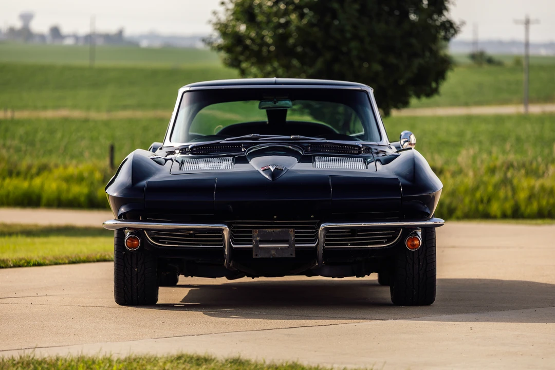1963 Chevrolet Corvette C2 - Image 24 of 31