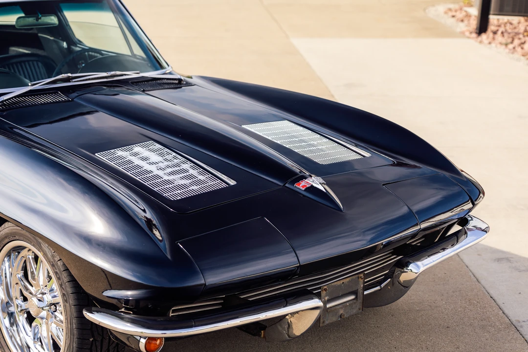 1963 Chevrolet Corvette C2 - Image 30 of 31