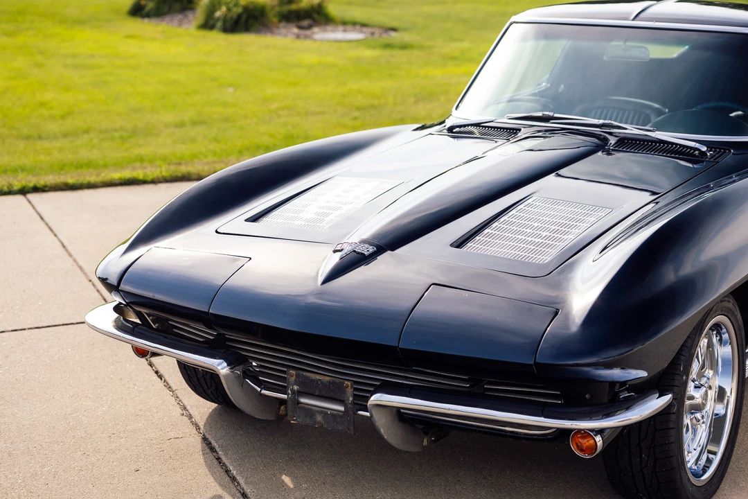 1963 Chevrolet Corvette C2 - Image 31 of 31