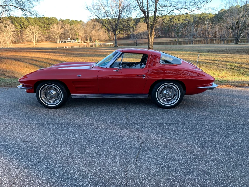 1963 Chevrolet Corvette C2 - Image 4 of 31