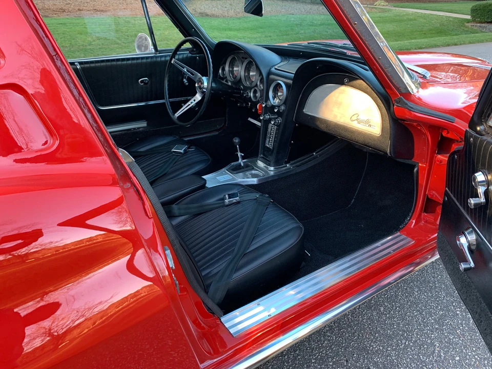 1963 Chevrolet Corvette C2 - Image 30 of 31