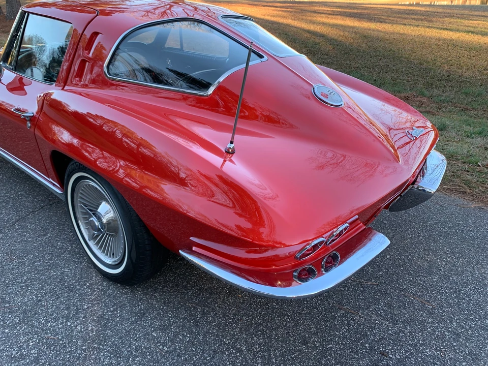 1963 Chevrolet Corvette C2 - Image 22 of 31