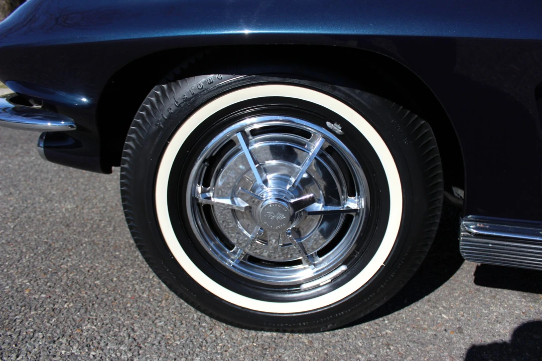 1963 Chevrolet Corvette C2 - Image 31 of 31