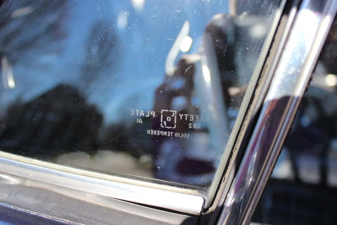 1963 Chevrolet Corvette C2 - Image 27 of 31