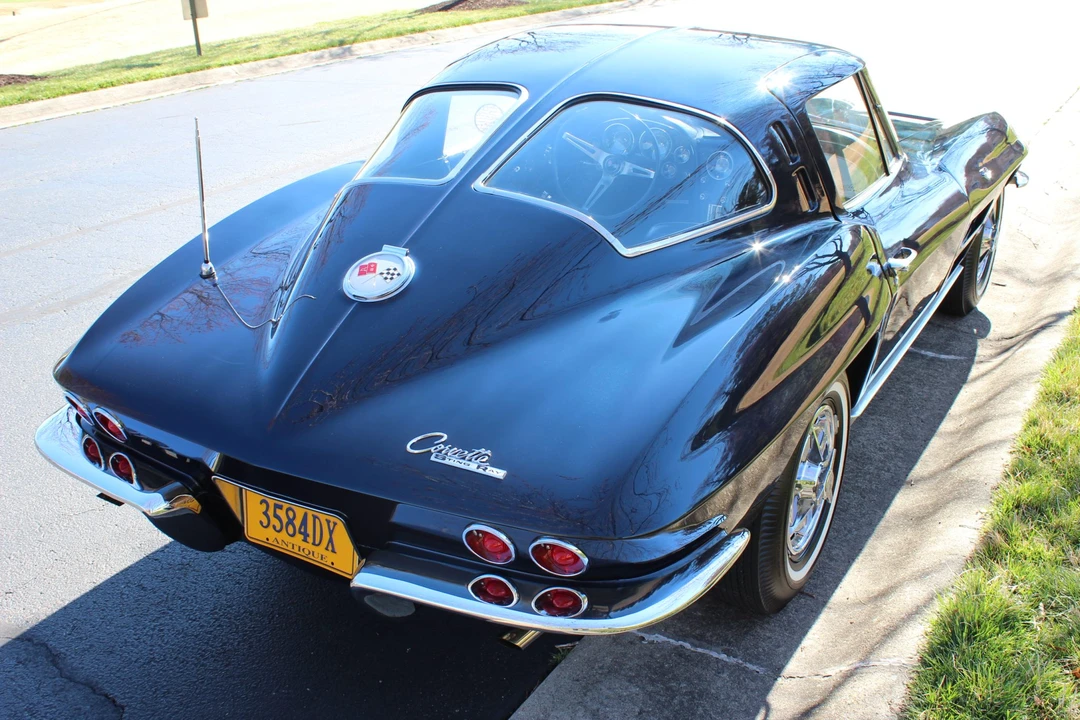 1963 Chevrolet Corvette C2 - Image 10 of 31