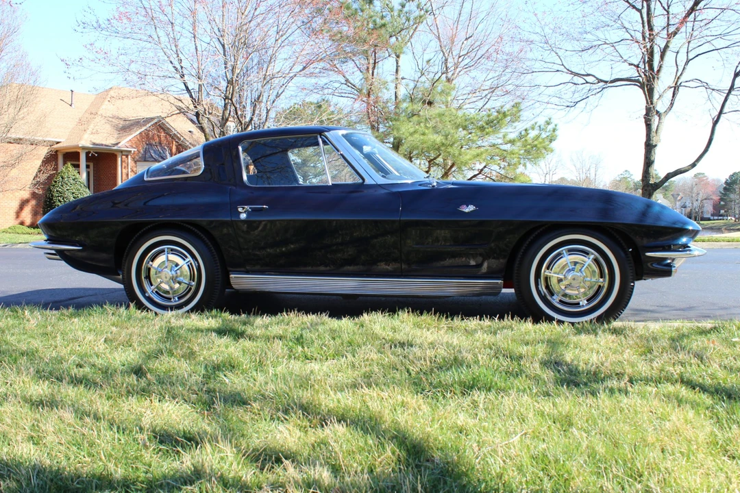 1963 Chevrolet Corvette C2 - Image 15 of 31