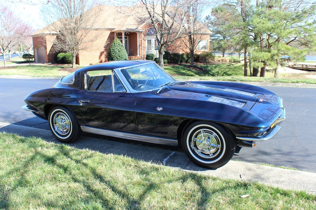 1963 Chevrolet Corvette C2 - Image 16 of 31