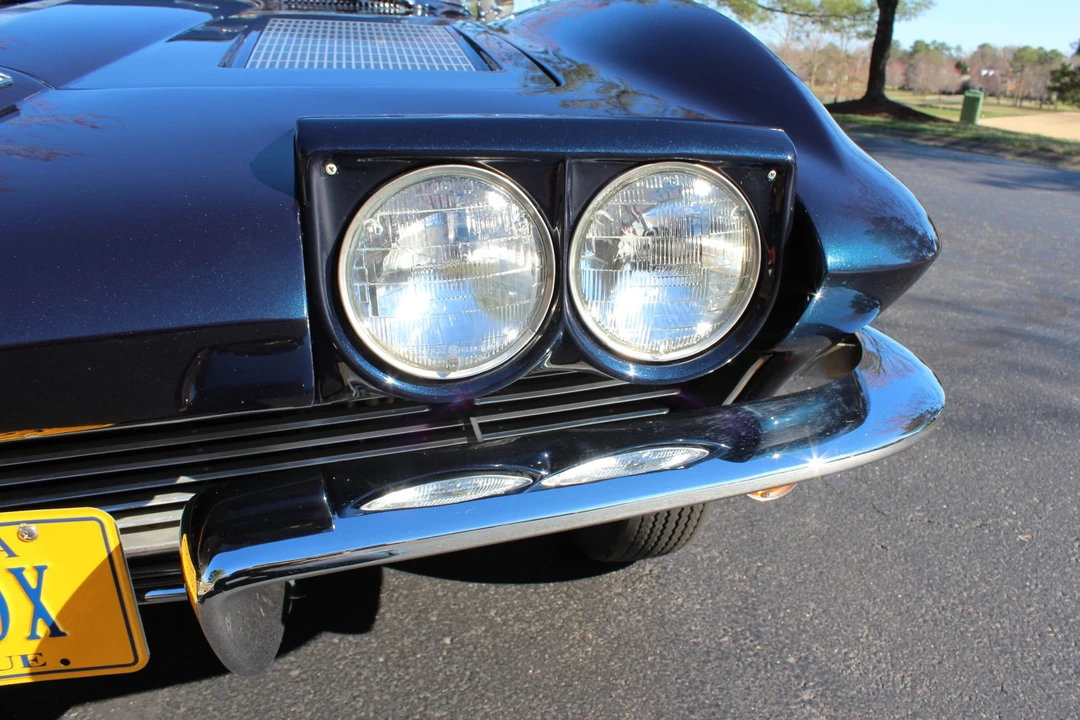 1963 Chevrolet Corvette C2 - Image 24 of 31