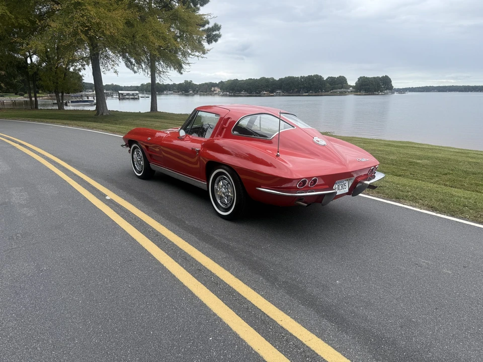 1963 Chevrolet Corvette C2 - Image 9 of 31