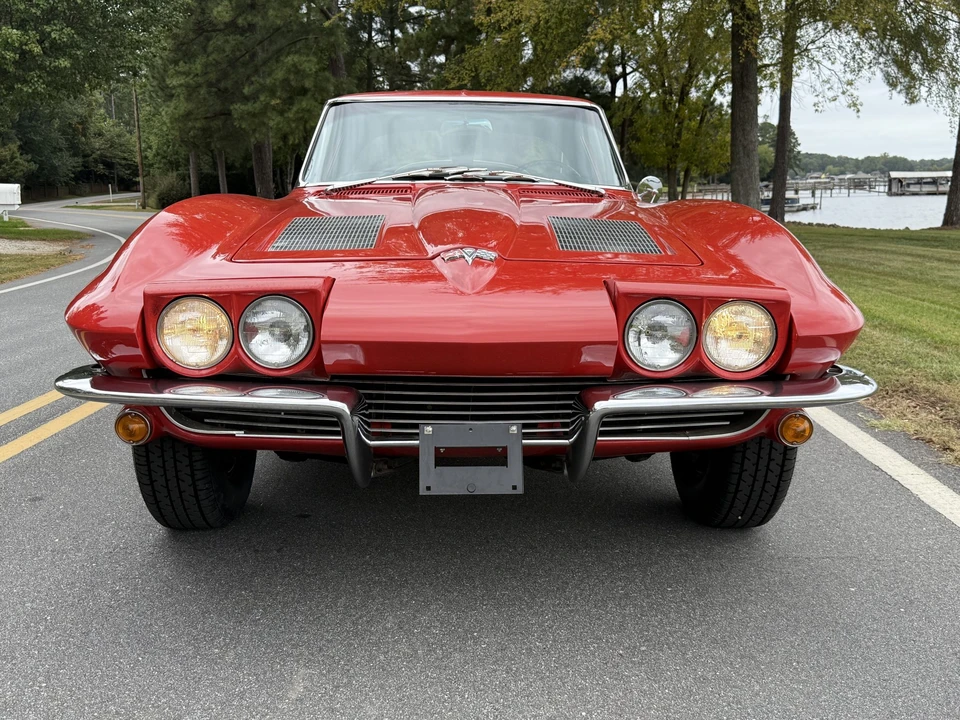 1963 Chevrolet Corvette C2 - Image 21 of 31