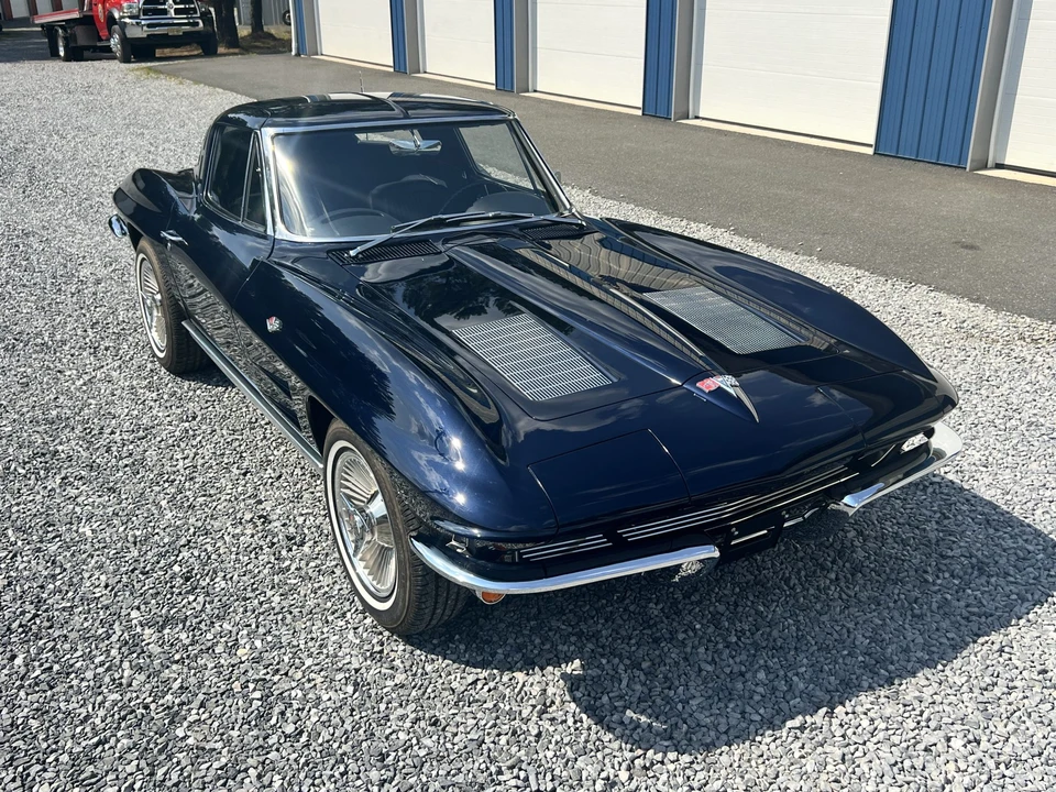 1963 Chevrolet Corvette C2 - Image 30 of 31