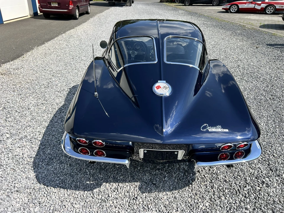 1963 Chevrolet Corvette C2 - Image 26 of 31